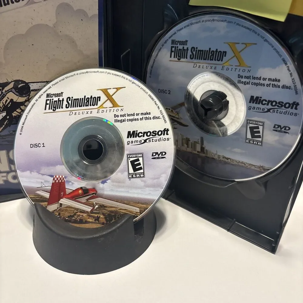 Microsoft Flight Simulator X Deluxe Edition - PC DVD Windows, Complete w/ Key